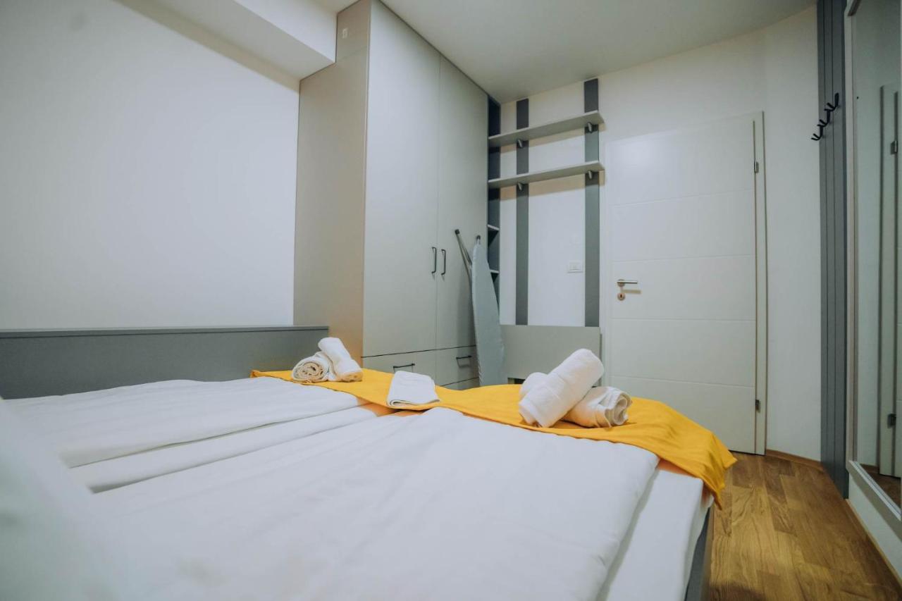 Darki Apartments 4 - Very Central 100 Square Meters,Two Bedrooms,Free Parking Охрид Екстериор снимка